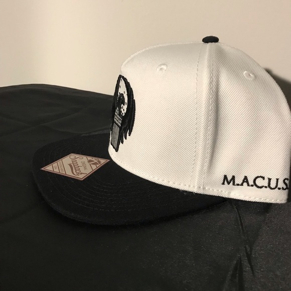 Fantastic Beast SnapBack - Picture 2 of 6